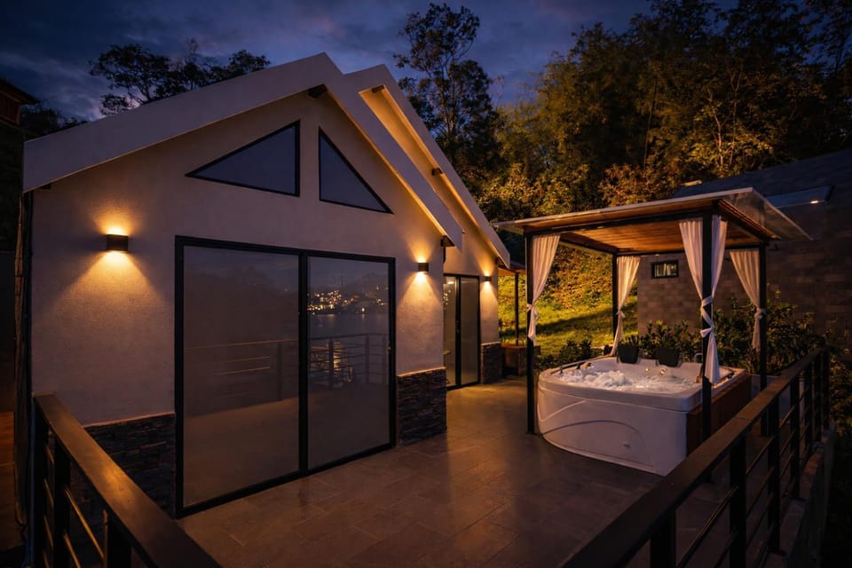 Night, Balcony/Terrace