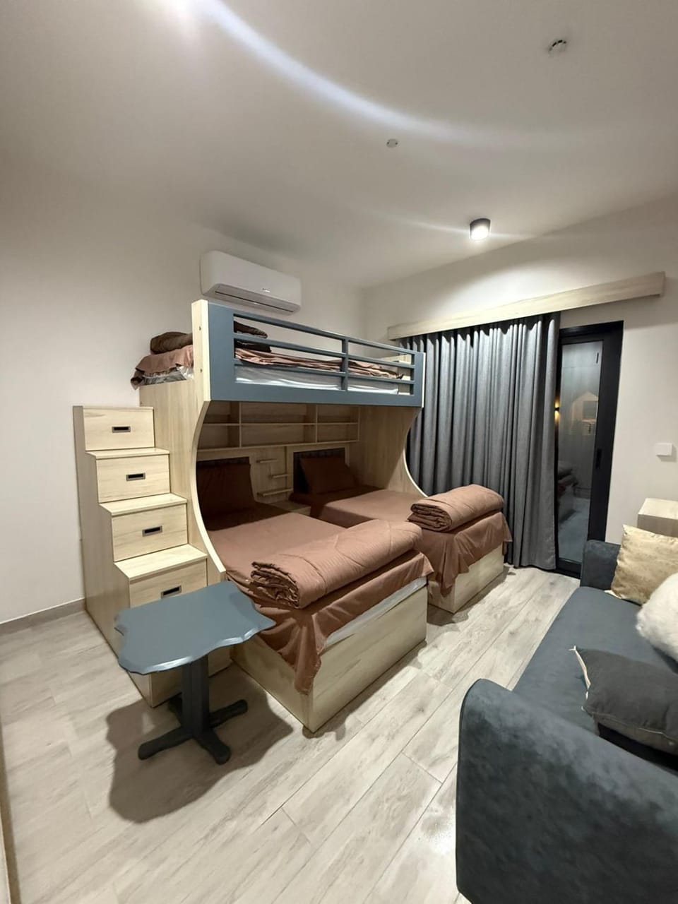 شقة من ثلاث غرف في مجمع مروج الزين في صلالة Apartment in Oman