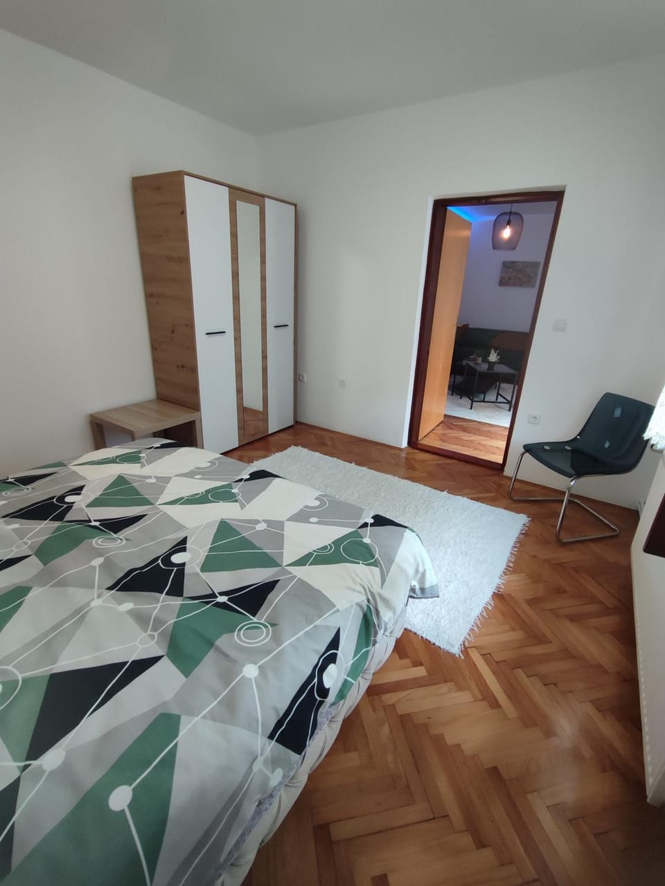 Bed, Photo of the whole room, Bedroom, wardrobe