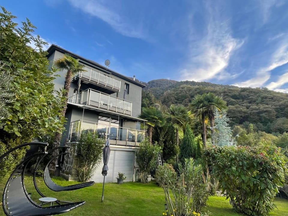 Property building, Garden view