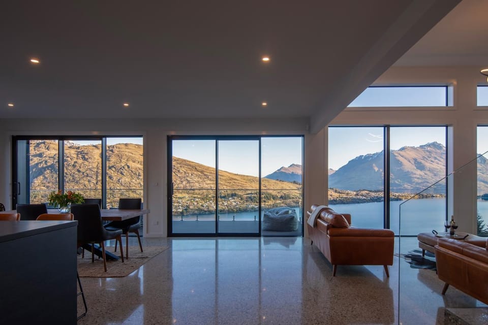 Sky Villa A Villa in Queenstown