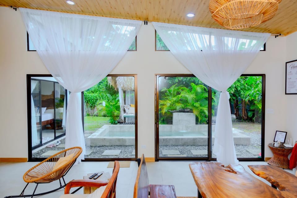 Hesed Caribbean hideaway Villa in Puerto Viejo Talamanca