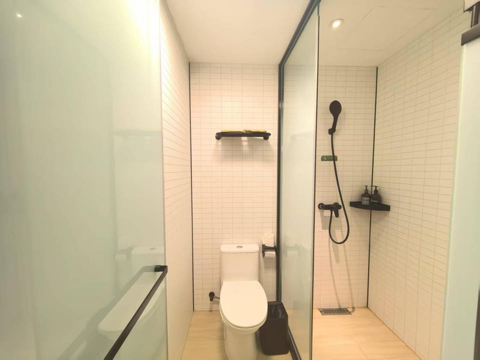 Shower, Toilet, Bathroom