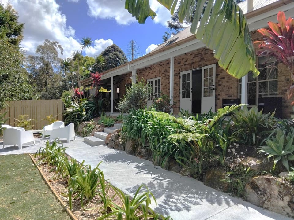 Property building, Garden