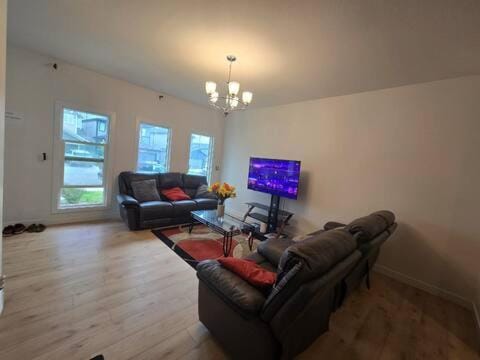 Bedroom with TV in Upland E Vacation rental in Edmonton