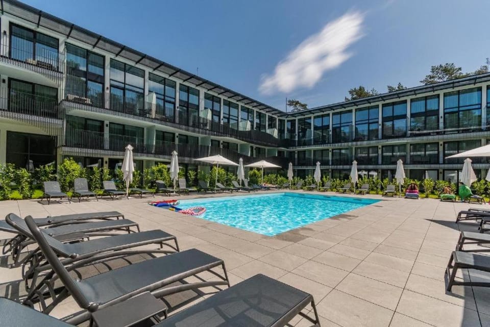 Property building, Pool view, Swimming pool