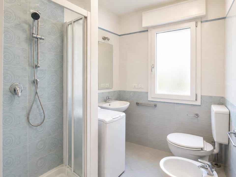 Shower, Toilet, Bathroom, bidet