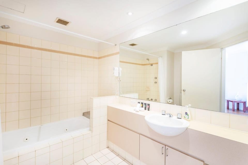 Shower, Bathroom, Bath