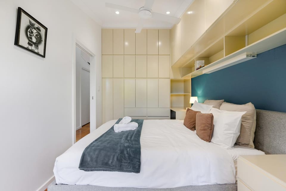 Waitara cozy 2BR walking distance to train station Villa in Sydney