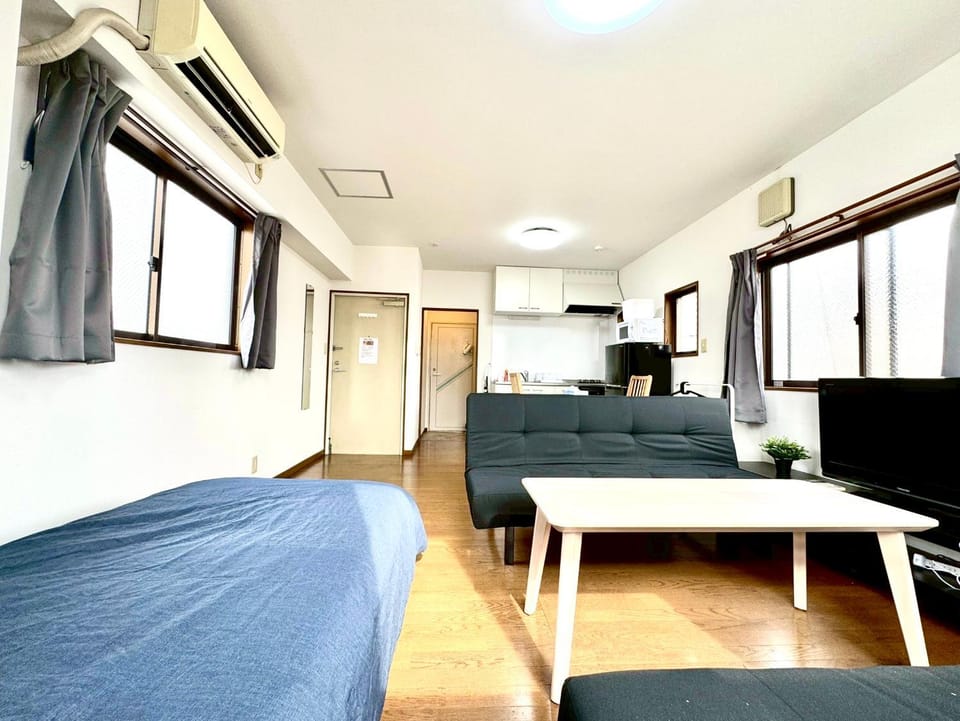 Kitchen or kitchenette, Living room