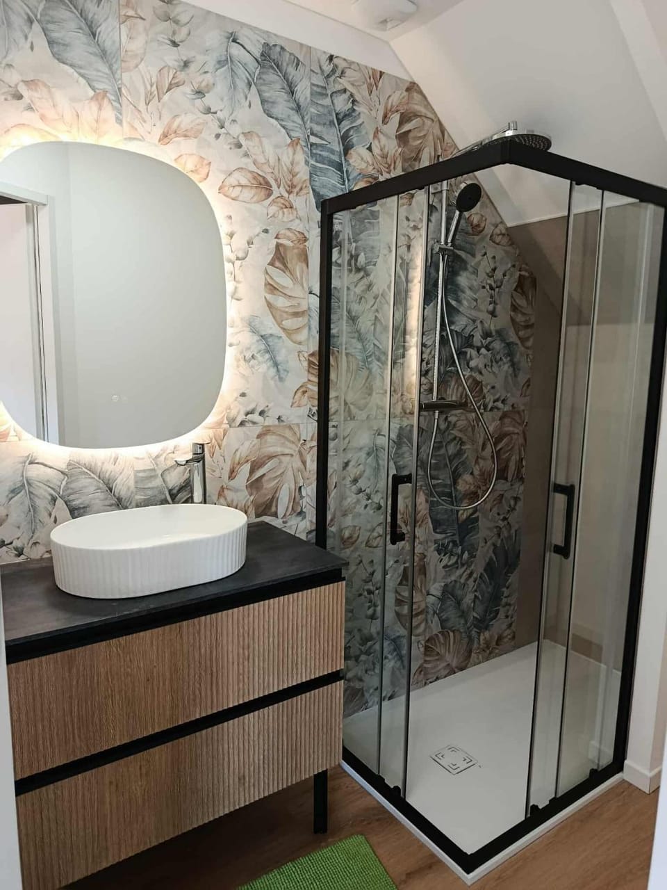 Shower, Bathroom