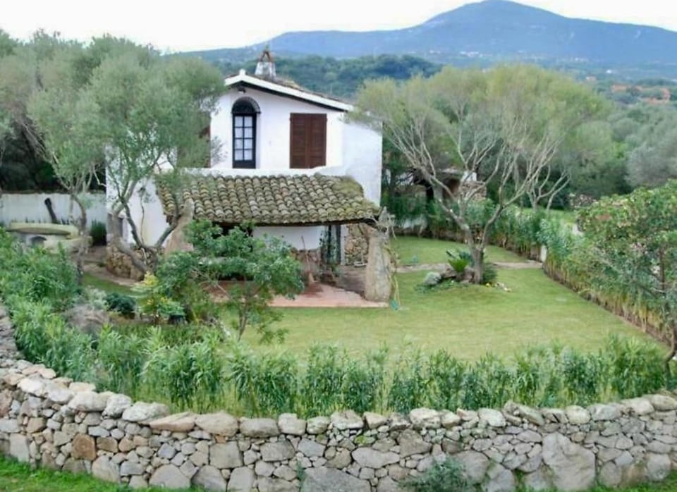 Villa Degli Artisti Villa in Sardinia