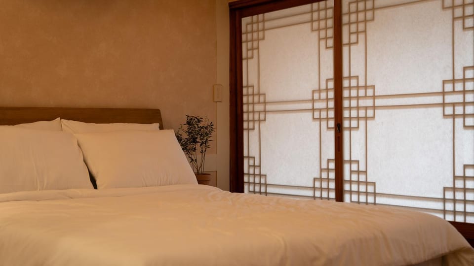 Seoul Bukchon Homi Hanok Apartment in Seoul