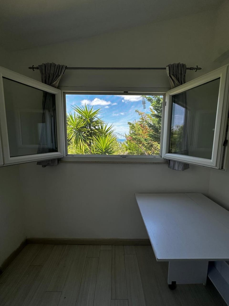 Natural landscape, View (from property/room), Sea view