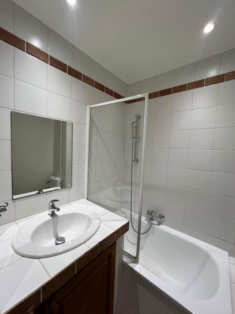 Bathroom, Bath