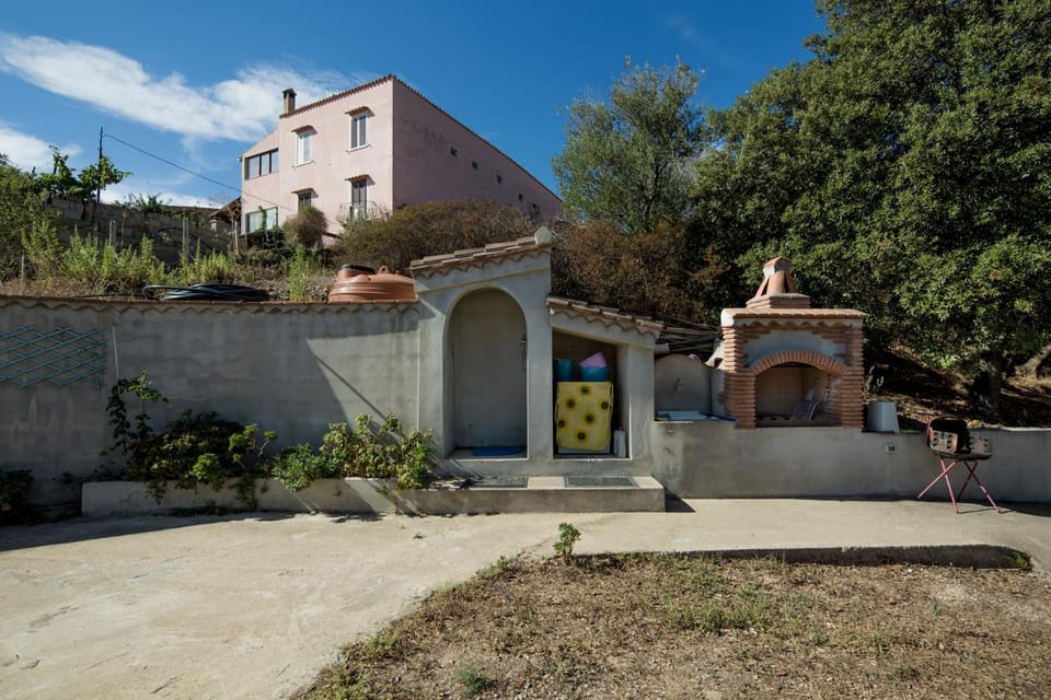 BBQ facilities, Garden