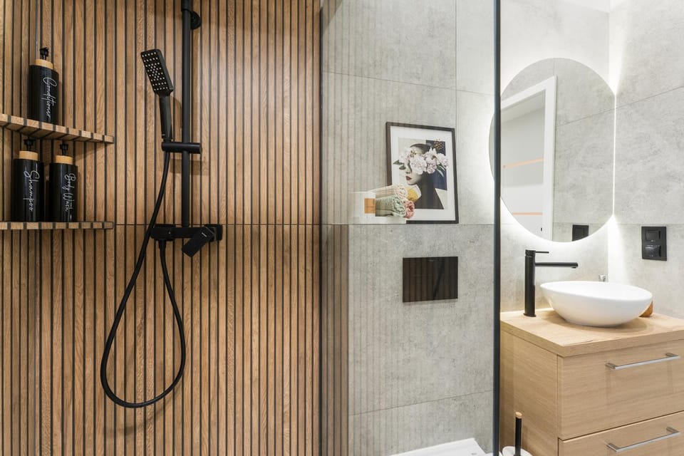 Shower, Bathroom