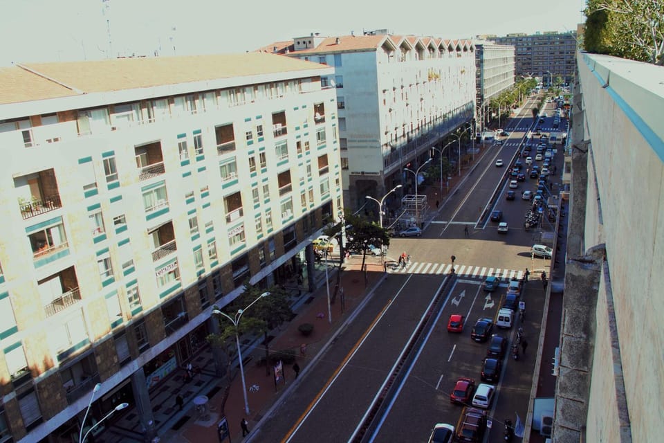 Neighbourhood, Street view