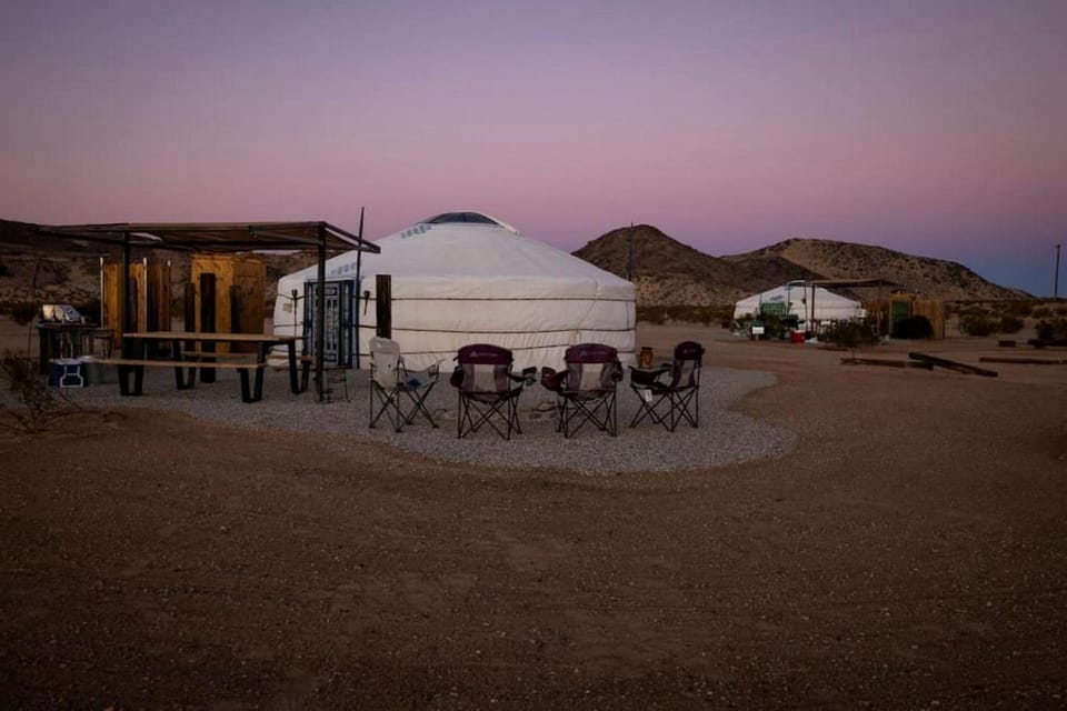Family-Friendly Yurt for Stargazing near Joshua Tree National Park, California Luxury tent in Twentynine Palms