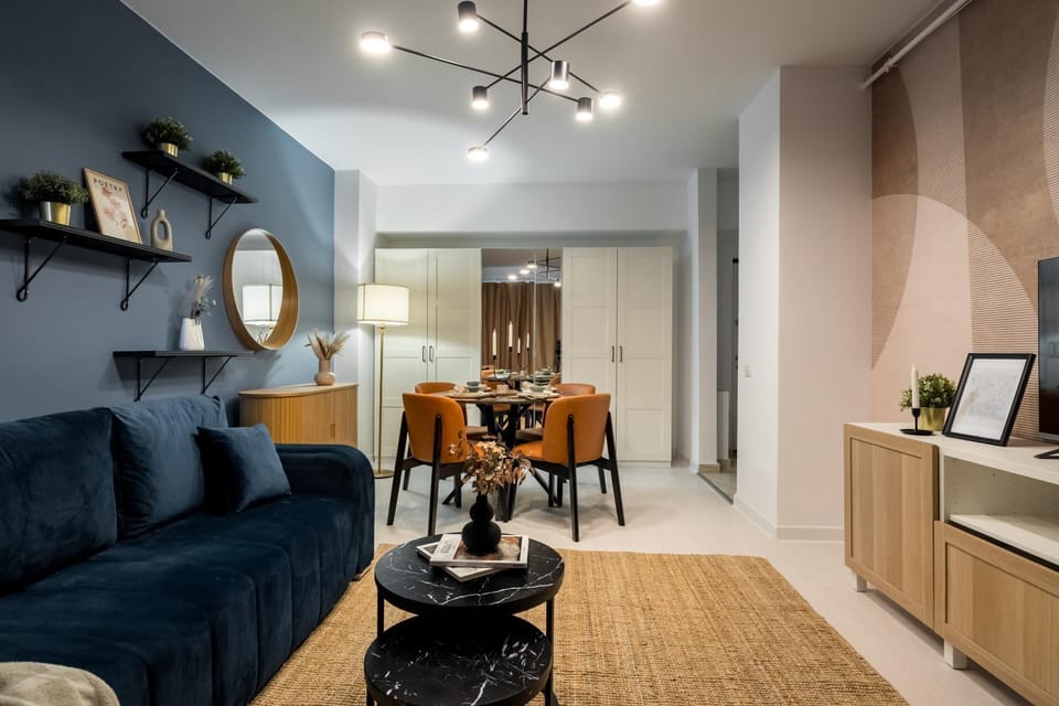 Living room, Seating area, Dining area