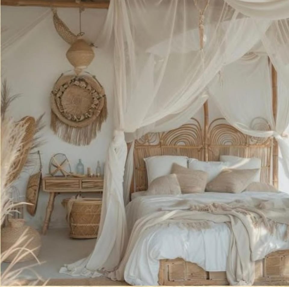 Photo of the whole room, Bedroom