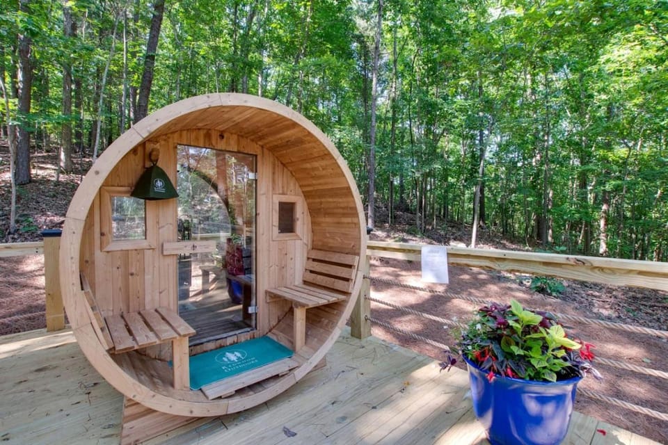 Sweet Tiny House Nestled Among the Towering Trees in Alabama House in Grant