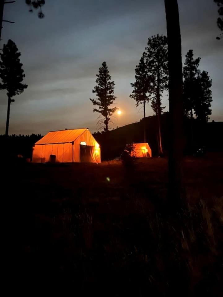 Incredible Tented Cabin with Fantastic Vistas in Conner, Montana Cabin in Salmon River