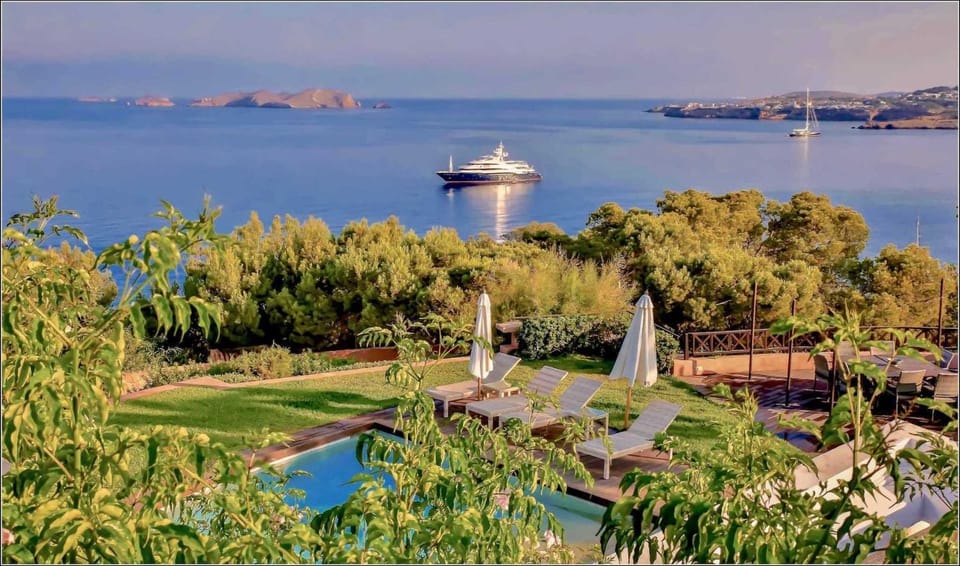 Luxurious 6 Bedroom Villa in Ibiza City, 1079 Villa in Ibiza