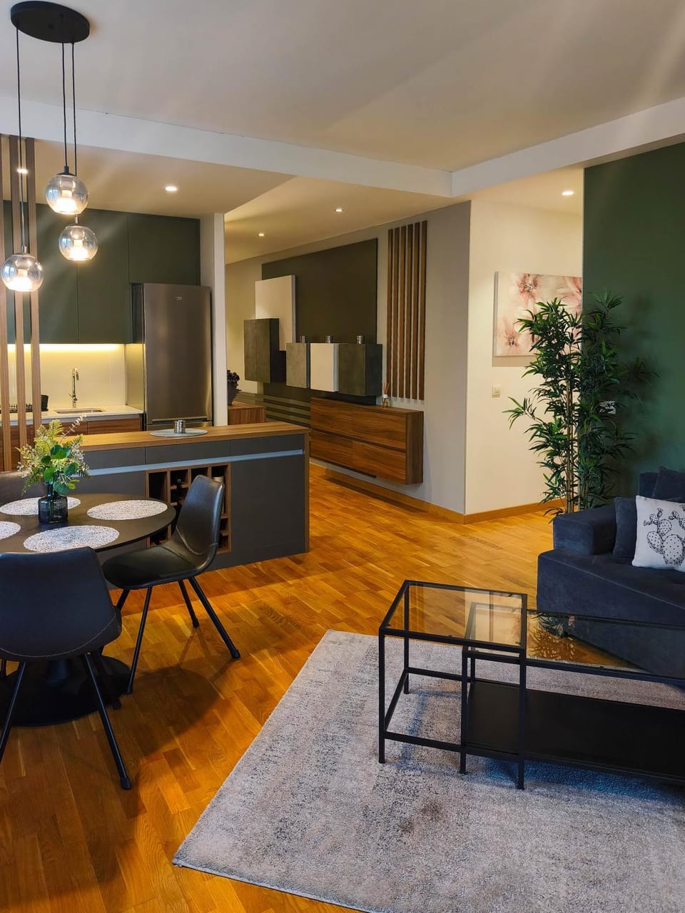 Photo of the whole room