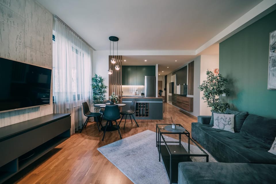 Living room, Seating area, Dining area