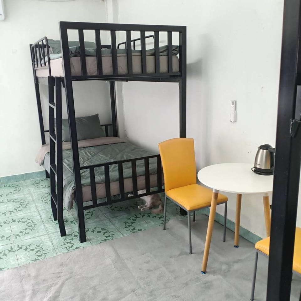 bunk bed