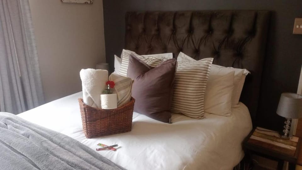 Ravens Nest Apartment in South Africa