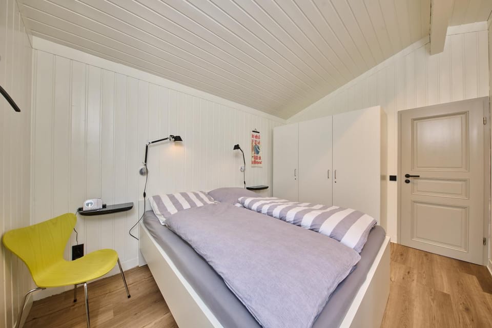 Bedroom, Garden view