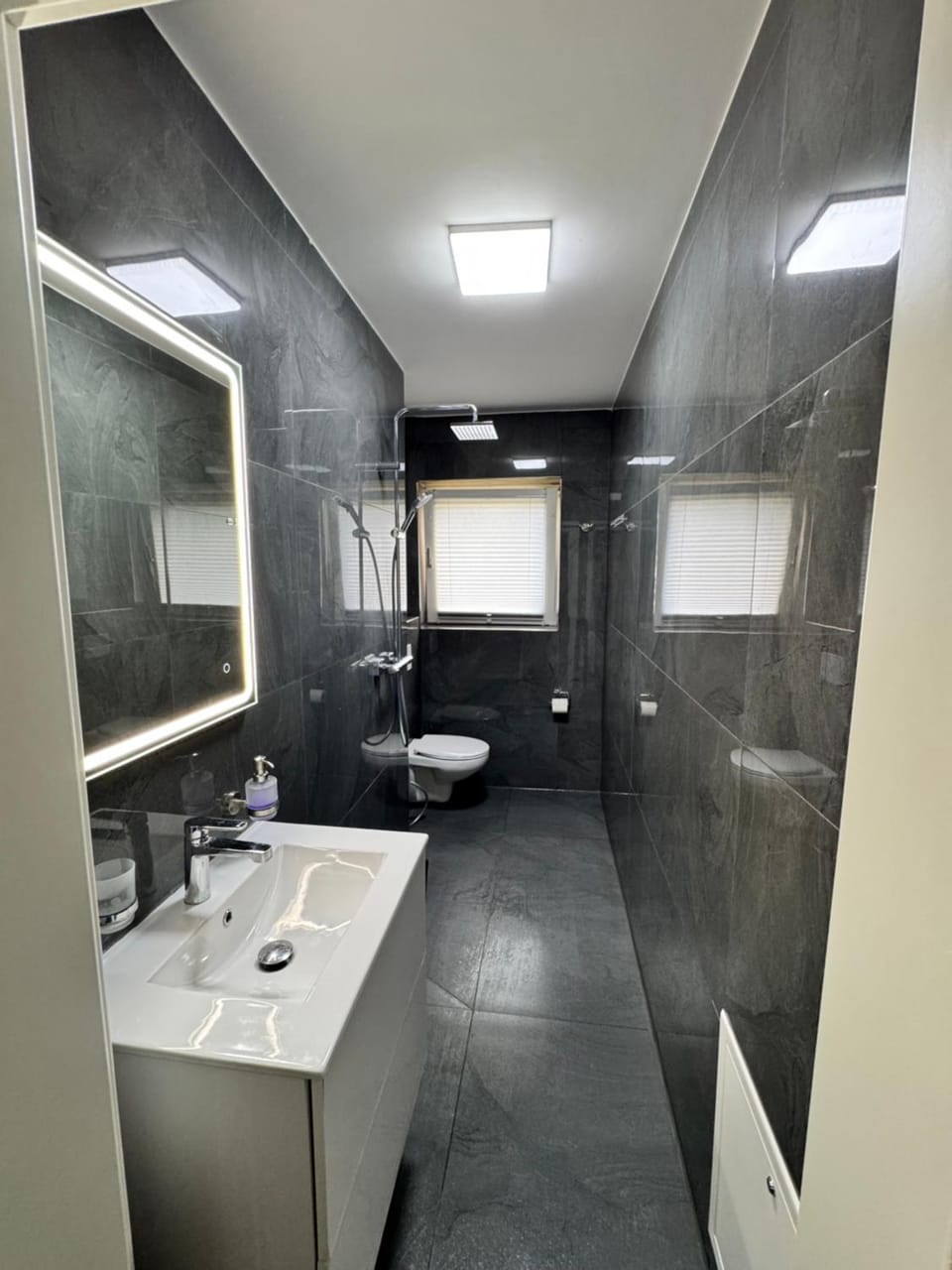 Shower, Toilet, Bathroom