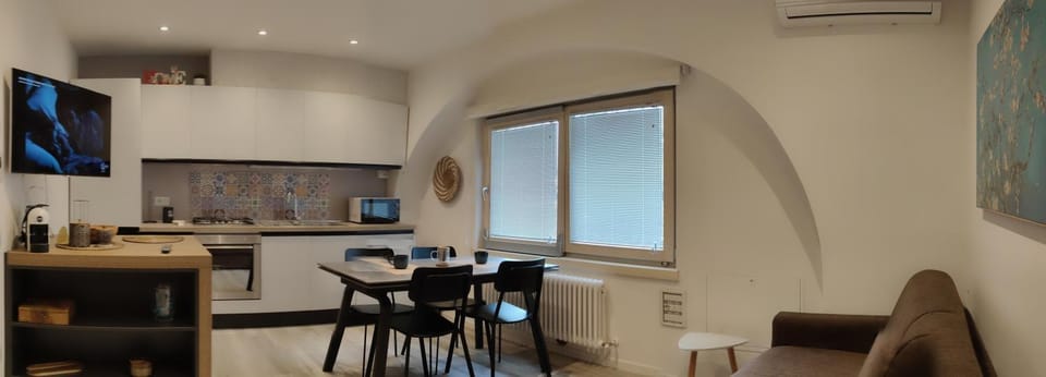 TV and multimedia, Living room, Dining area, kitchen, air conditioner