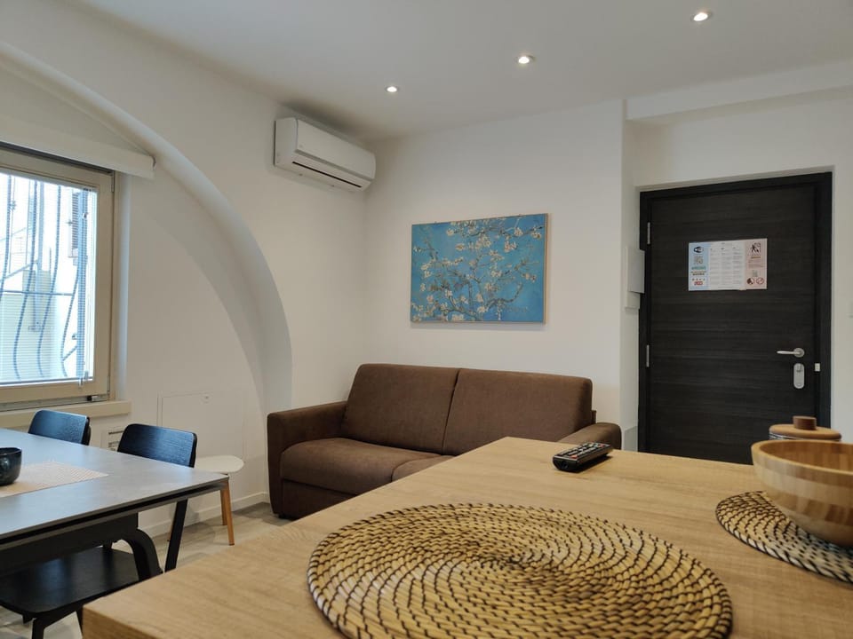 Garda Active Apartment - Antica Casa Alboletta Apartment in Riva del Garda