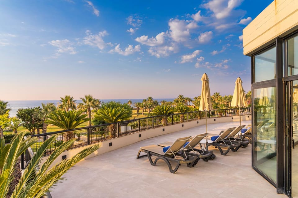 View (from property/room), Spa and wellness centre/facilities, Sea view