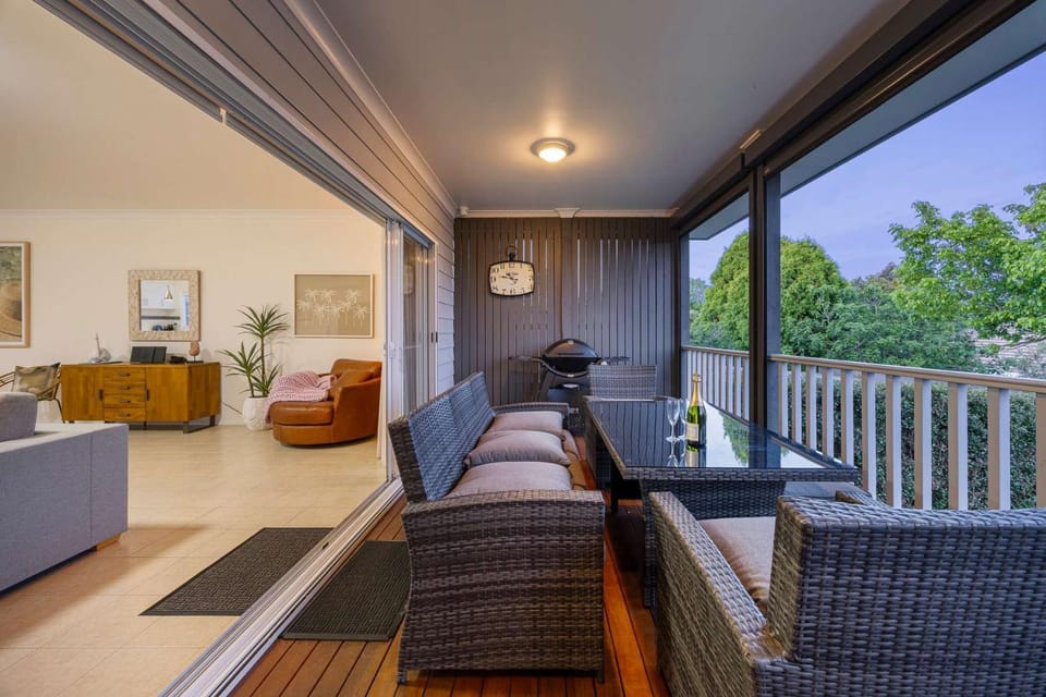 Rosey's Cottage - 600m to Beach & Mountain Views House in Rosebud