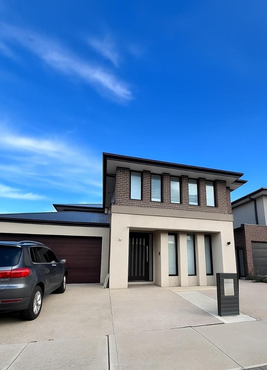 Aria Luxe - Modern, Spacious House in Truganina