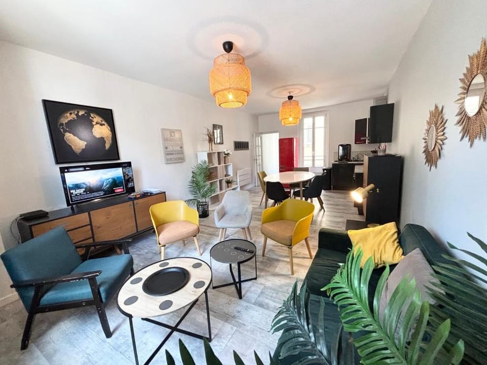 TV and multimedia, Living room