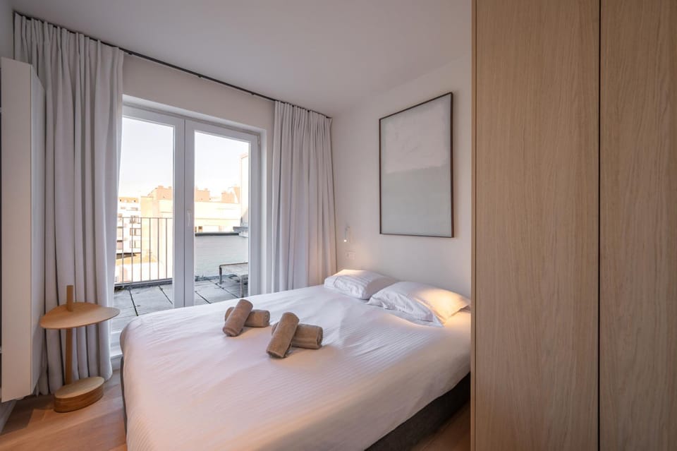 Coastal Comfort in the Heart of Knokke with Terrace & Sea Views Apartment in Knokke-Heist