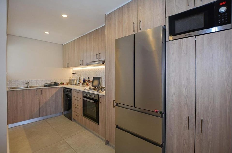 Monte Blu 3BR Beach Escape Walk to the Ocean Apartment in Cape Town