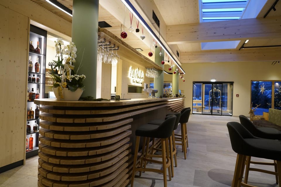 Lounge or bar