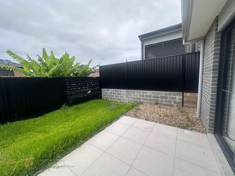 Queen Room with Attached Bathroom - OR10 Vacation rental in Sydney