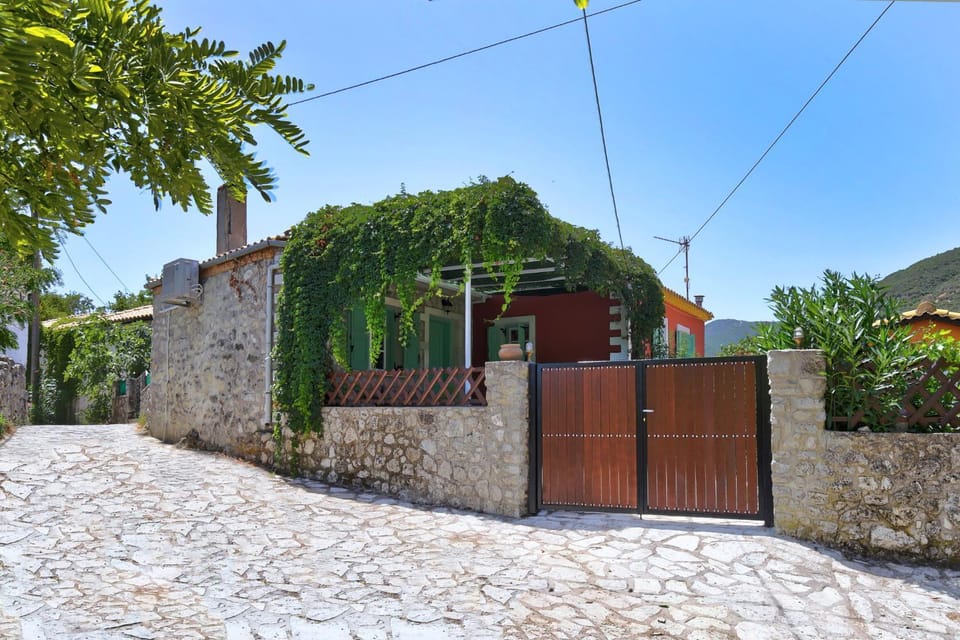Sti Rachi Platistoma House in Lefkada, Lefkada Municipality, Greece