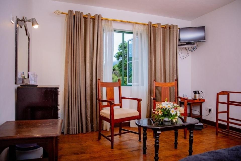 Nuwara Eliya Golf Club Hotel in Nuwara Eliya