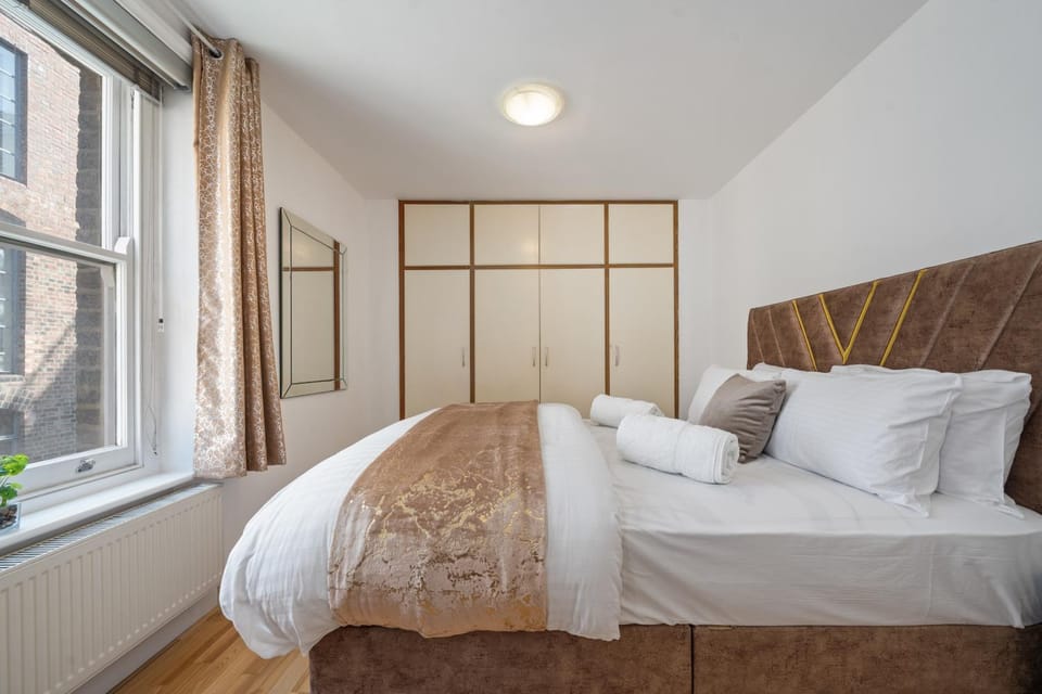 Stylish 1-Bedroom in the Heart of Soho! No Lift WD3 Apartment in City of Westminster