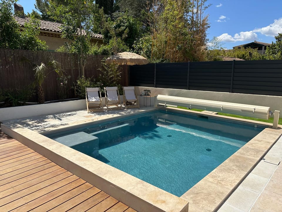 Balcony/Terrace, Swimming pool