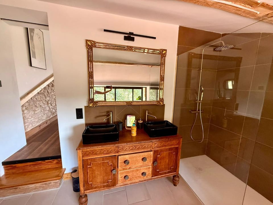Shower, Bathroom