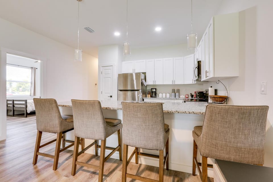 Lehigh Acres Family Getaway w/ Lanai + Golf Nearby House in Gateway